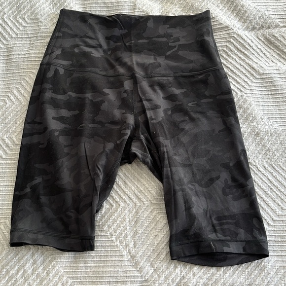 Align High-Rise Short 8" - Camo - Picture 3 of 4